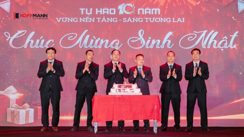 ky niem 10 nam thanh lap koffmann