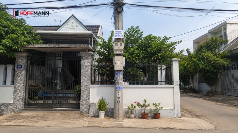 nhung dieu can tranh khi hoa giai cot dien truoc nha